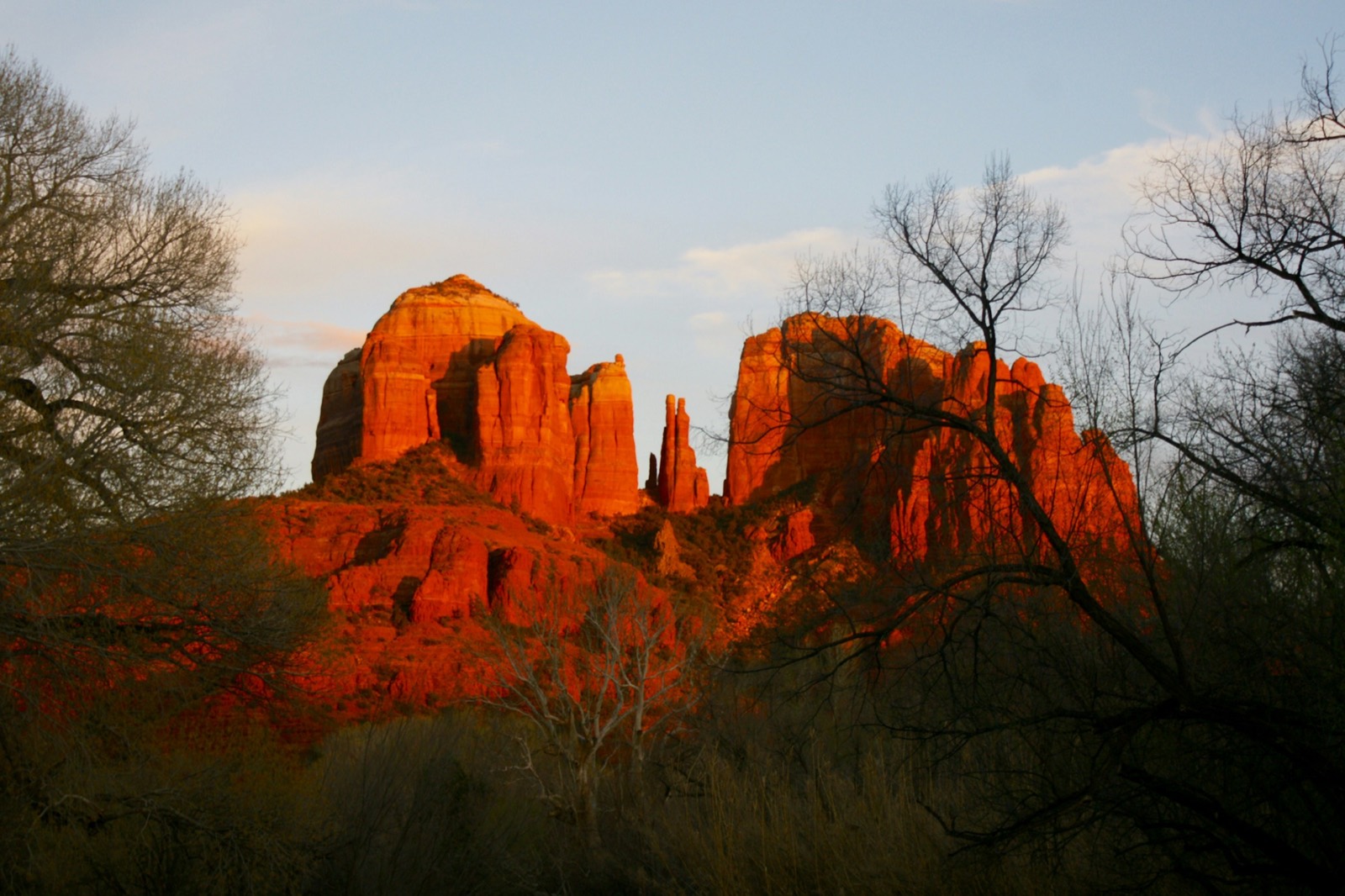 Cathedral Rock red rock scenery in Sedona